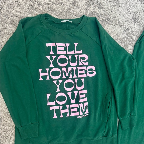 Zenana x Shop Taby Green Graphic Sweatshirt & Jogger Lounge Set Women’s Small - Picture 2 of 7